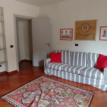 Sacchi Deluxe Lägenhet