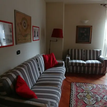 Sacchi Deluxe Lägenhet
